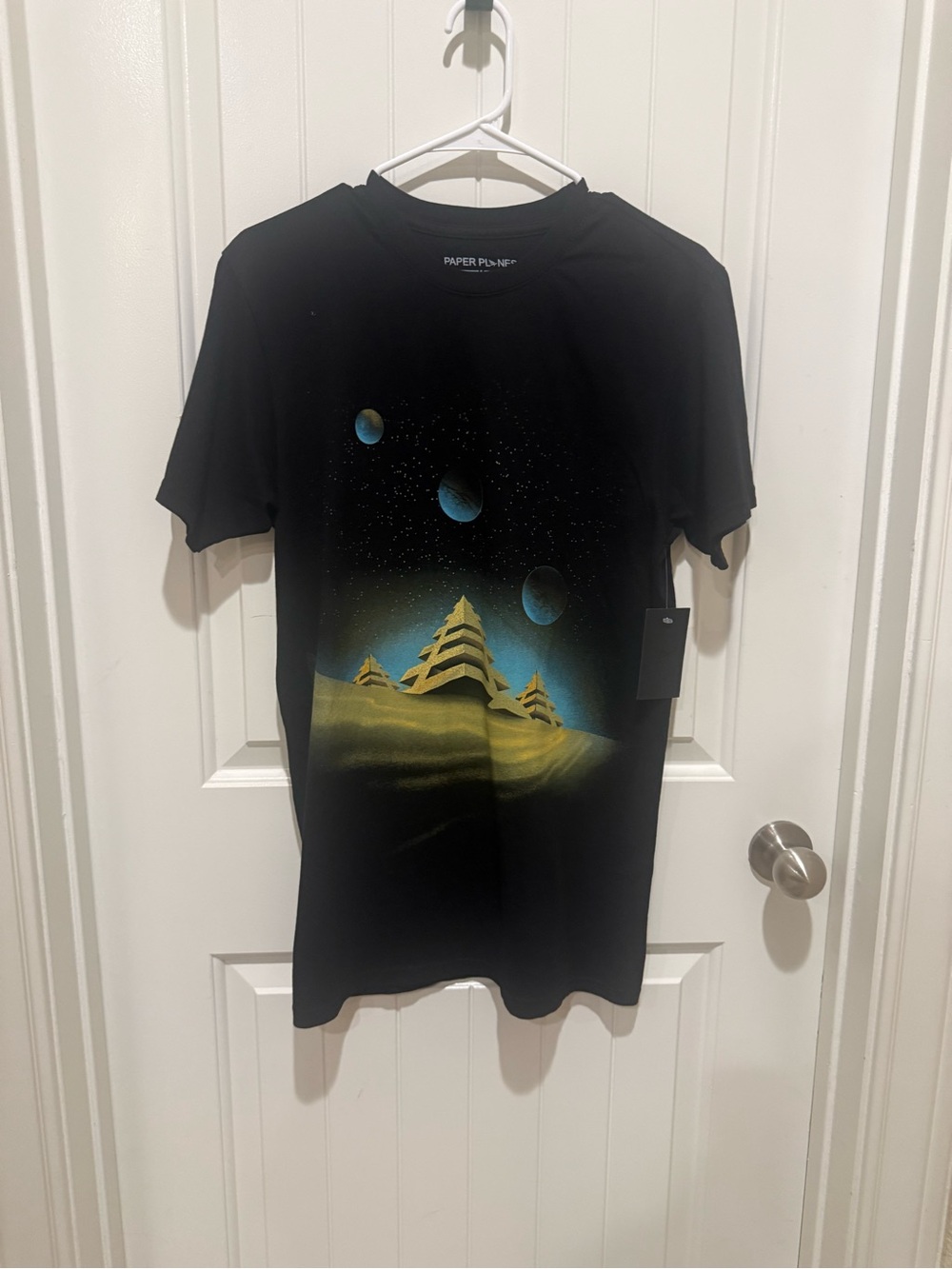 Paper Planes Space Planet Graphic T-Shirt Black Size Small NWT
